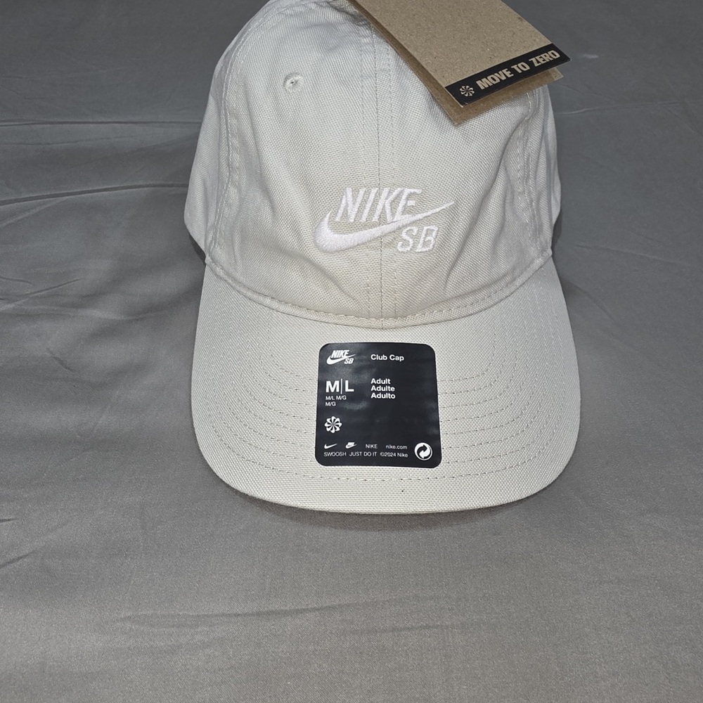 Nike SB Beige Club Cap